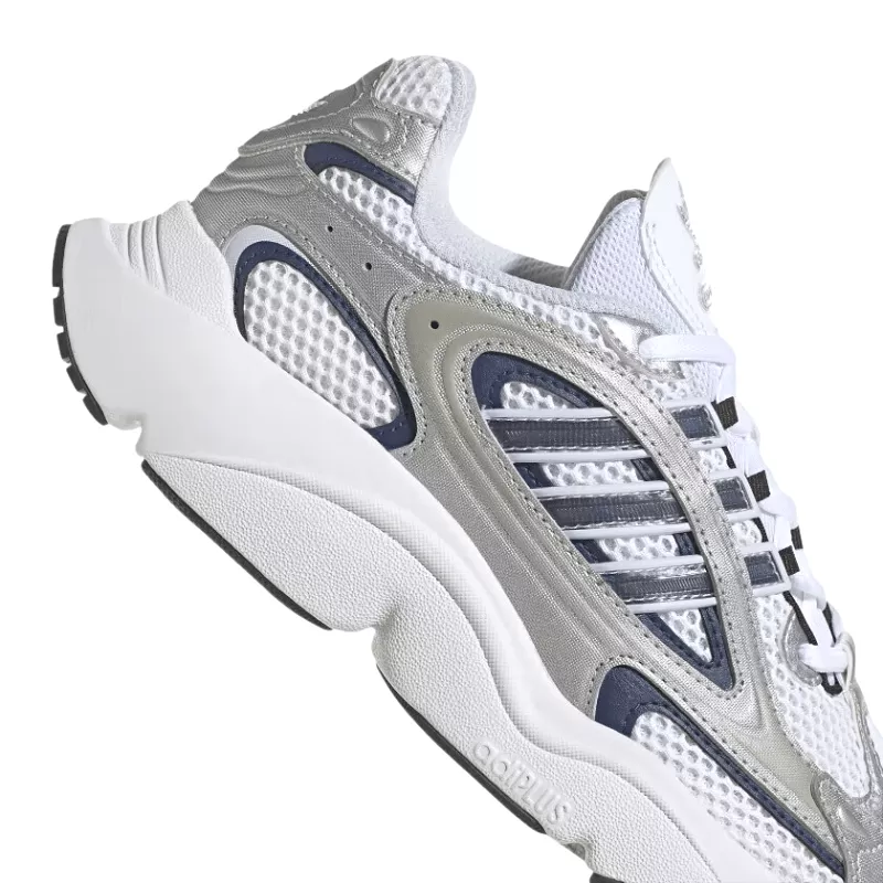 adidas OZMILLEN - Women's