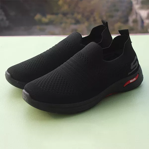 Black Skecher for girls