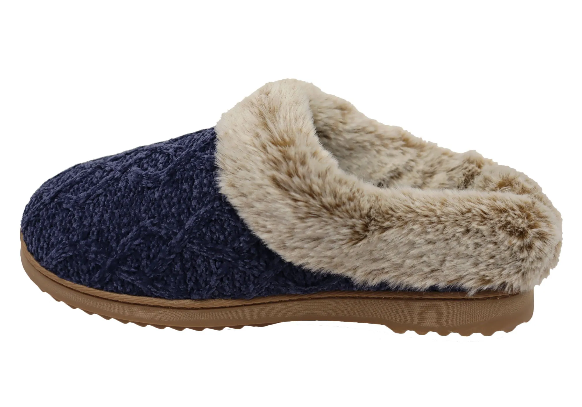 Dearfoams Womens Comfortable Hannah Chenille Knit Clog Slippers