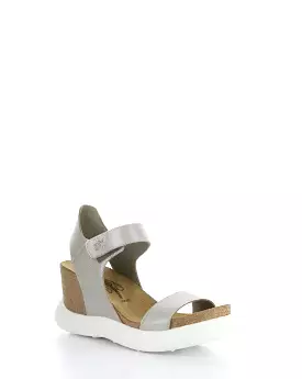 GOGO967FLY 001 SILVER Velcro Sandals