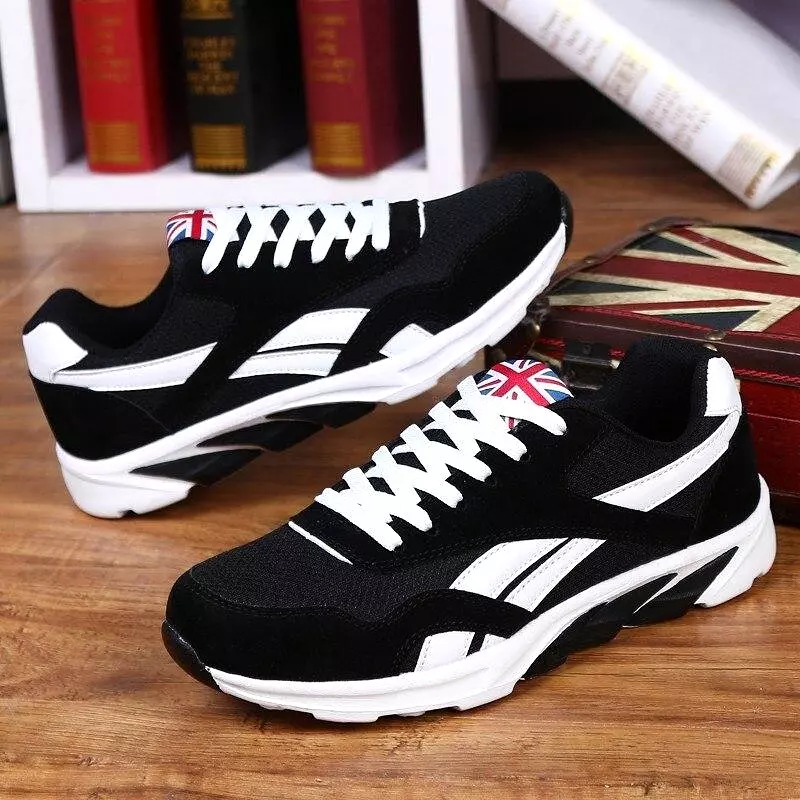 Men Breathable Lightweight Sneakers