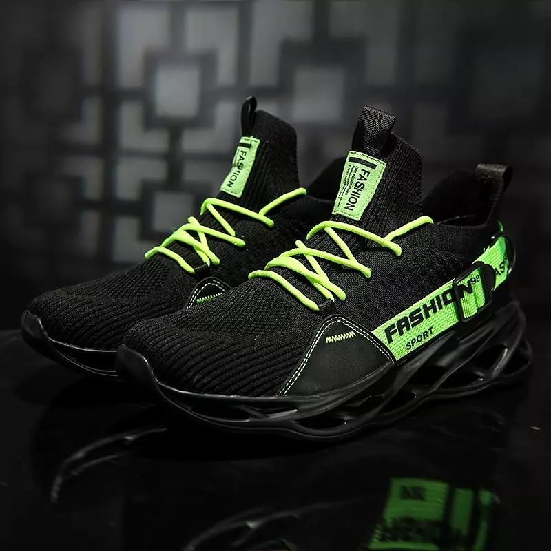 New Outdoor Men Sneakers