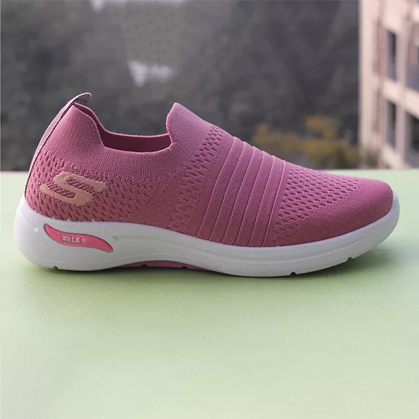 Pink Skecher for girls