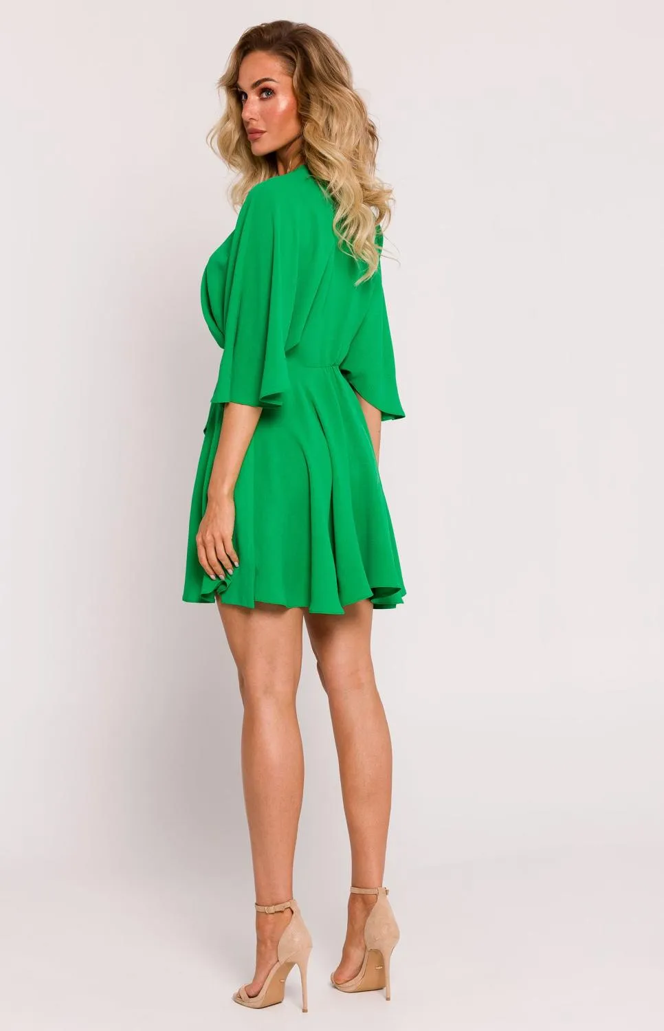 Robe portefeuille courte en crêpe verte