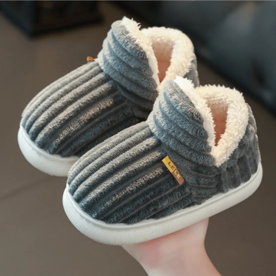 Ultra-comfortable slippers – warmth and comfort guaranteed 