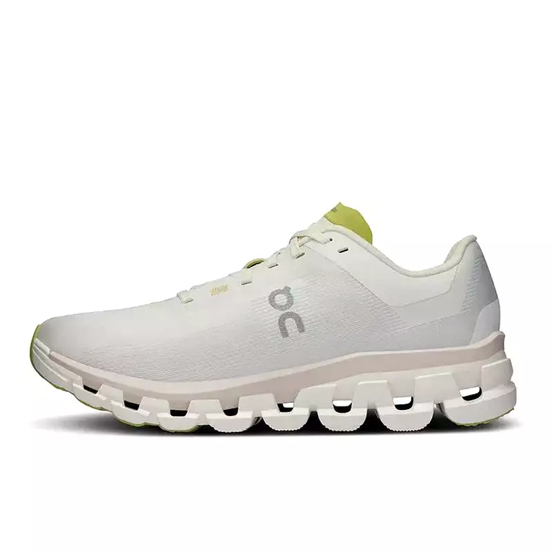 Women's On Cloudflow 4