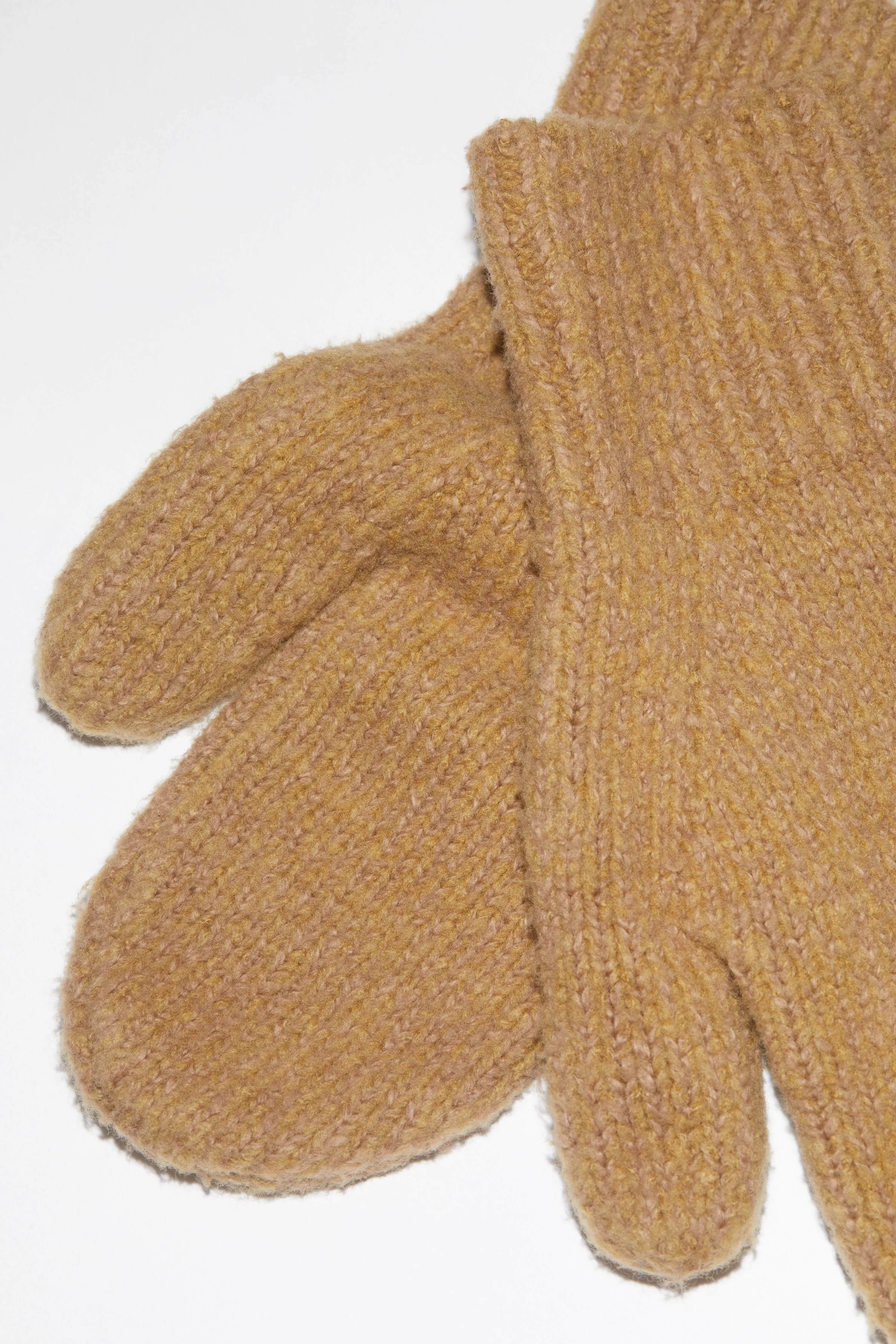 Wool blend mittens